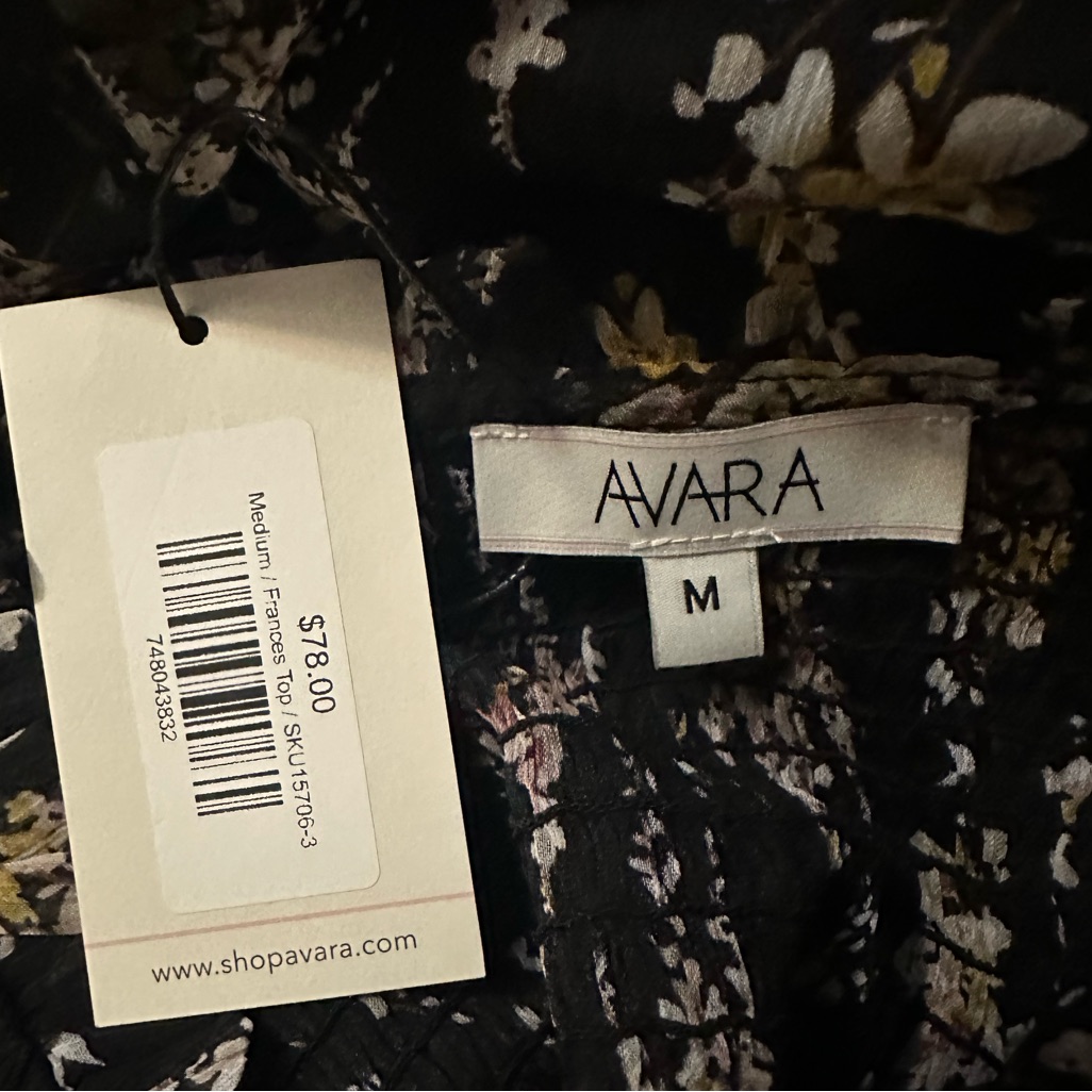 Nwt Avara Francis Top Size M — image 4 of 5